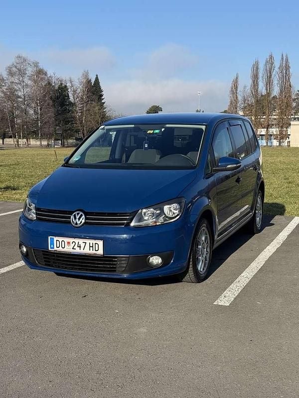 Gebraucht VW Touran Comfortline 105 PS (77 kW) 2012 Van / Kleinbus