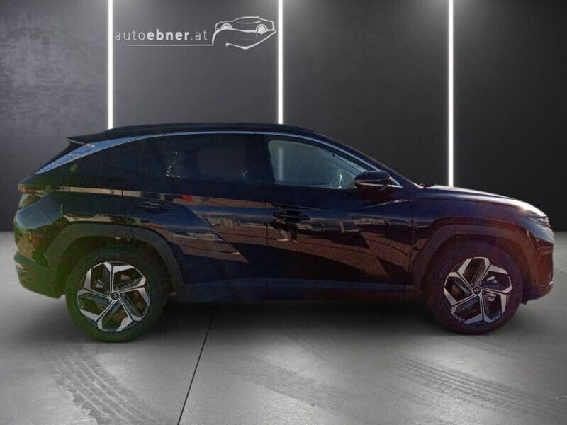 Gebraucht Hyundai Tucson 180 PS (132 kW) 2023 Phantom black SUV