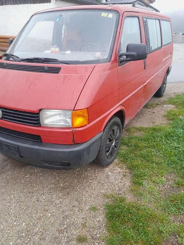 Gebraucht VW T4 77 PS (56 kW) 1996 Rot Van