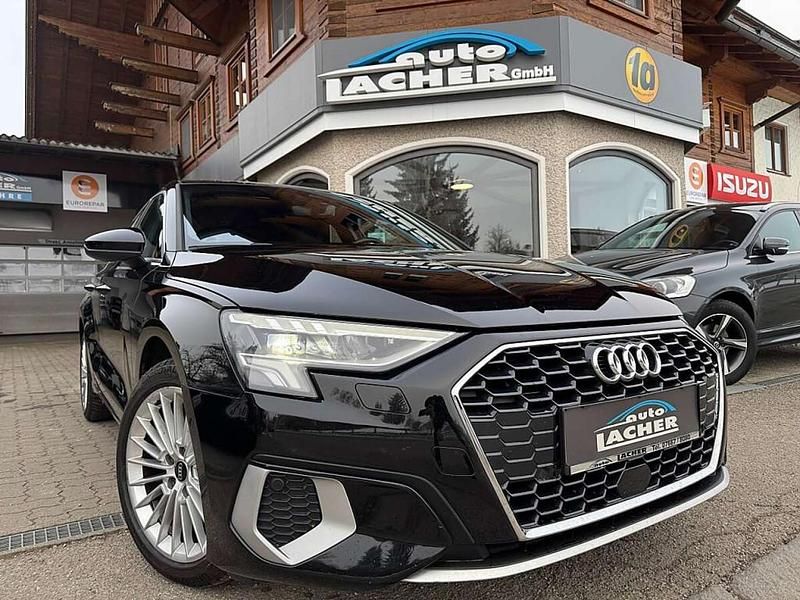 Gebraucht Audi A3 Advanced 116 PS (85 kW) 2021 Schwarz Limousine