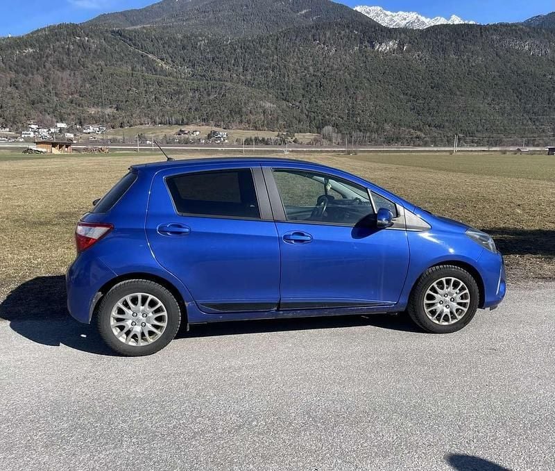 Gebraucht Toyota Yaris 69 PS (50 kW) 2018 Limousine