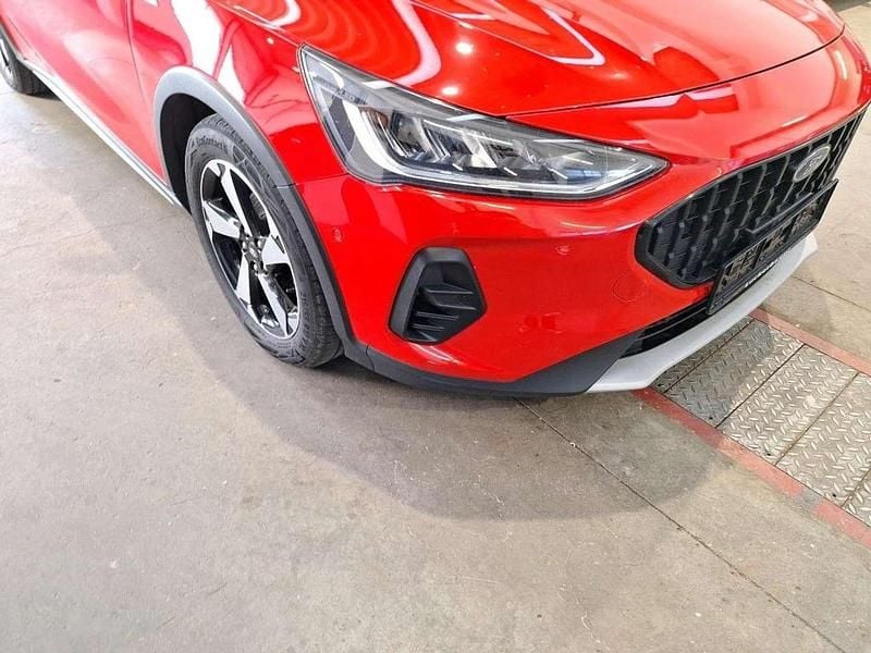 Gebraucht Ford Focus Active 120 PS (88 kW) 2022 Rot Kombi