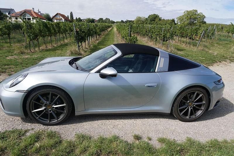 Gebraucht Porsche 911 Targa 4 Sport 385 PS (283 kW) 2021 Silber Cabrio