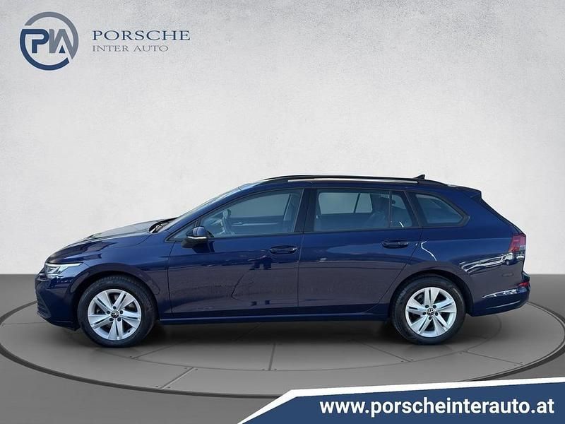 Gebraucht VW Golf VII Life 115 PS (84 kW) 2021 Mittelblau  metallic Kleinwagen