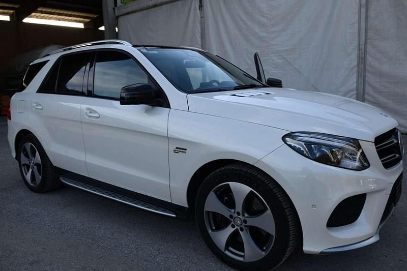 Weiß Gebraucht 2016 Mercedes GLE43 AMG AMG SUV | € 44.000 - Bild 1/4