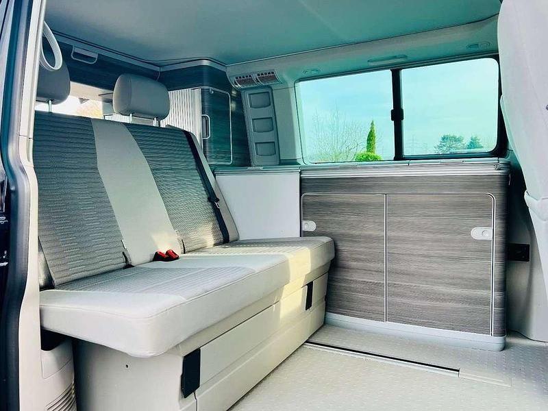 Gebraucht VW California California 199 PS (146 kW) 2019 Schwarz Van