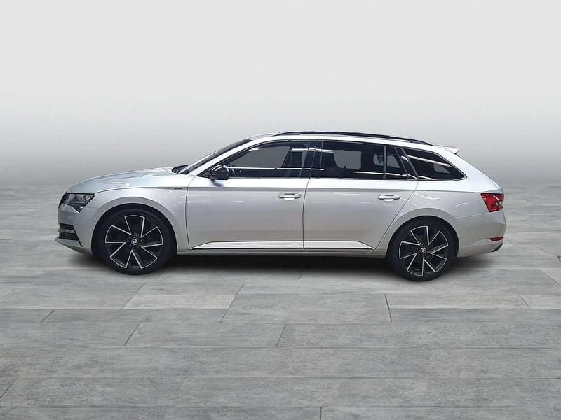 Gebraucht Skoda Superb SportLine 200 PS (147 kW) 2021 Silber Kombi