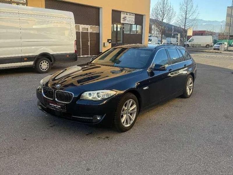 Blau Gebraucht 2013 BMW 525 Sport Line Kombi | € 14.990 (Fairer Preis) - Bild 1/4