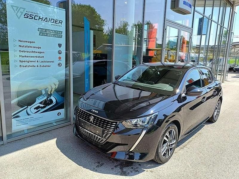 Schwarz Gebraucht 2024 Peugeot 208 Allure Kleinwagen | € 19.990 (Teuer) - Bild 1/4