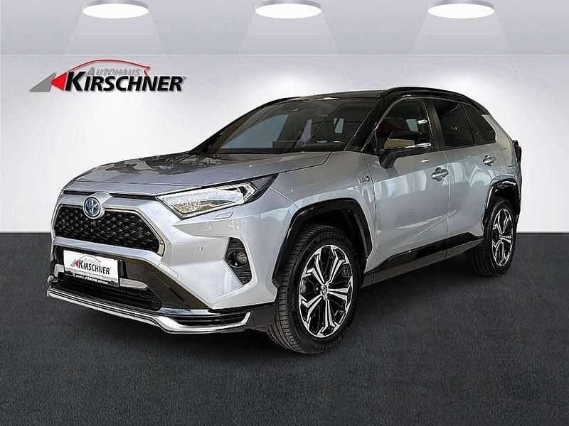 Gebraucht Toyota RAV4 Hybrid Style 185 PS (136 kW) 2022 Silber SUV