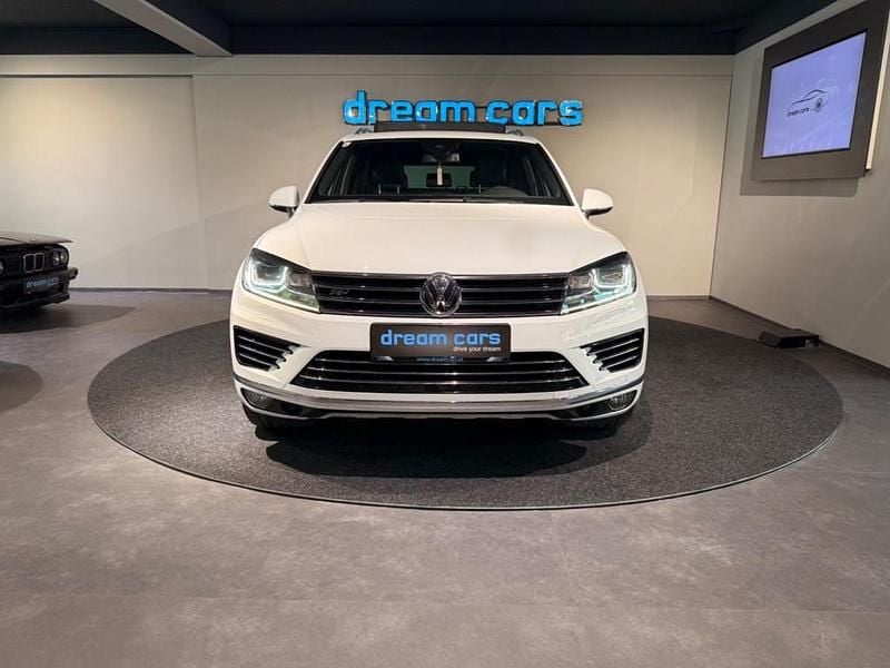 Gebraucht VW Touareg R-line 262 PS (192 kW) 2016 Weiß SUV