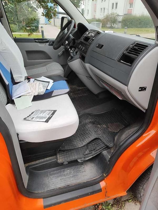 Gebraucht VW T5 84 PS (61 kW) 2013 Van