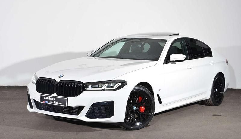 Gebraucht BMW 520 Efficient Dynamics 190 PS (139 kW) 2022 Alpinweiß Limousine