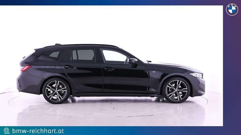 Gebraucht BMW 318 Efficient Dynamics 150 PS (110 kW) 2024 Saphirschwarz Kombi