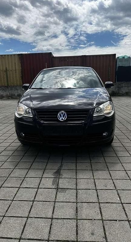 Gebraucht VW Polo 60 PS (44 kW) 2009 Schwarz Limousine