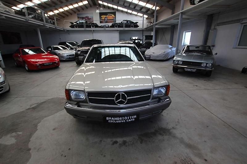 Gebraucht Mercedes 560 299 PS (219 kW) 1986 Beige Coupé