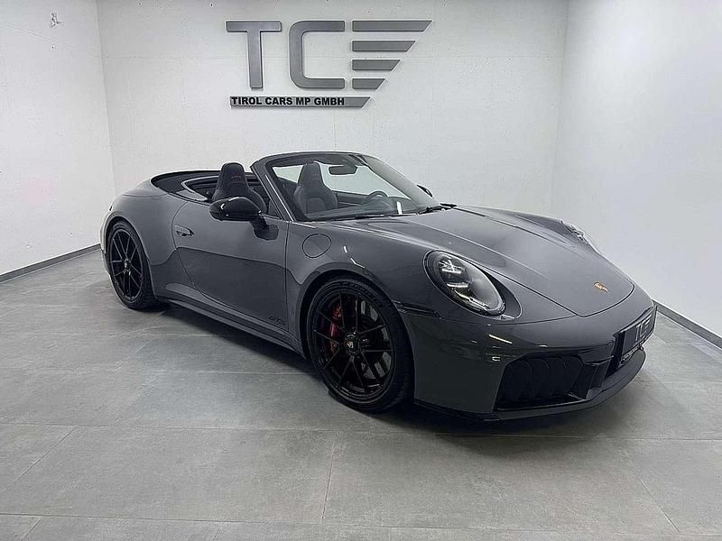 Neu Porsche 911 540 PS (397 kW) 2025 Grau Cabrio