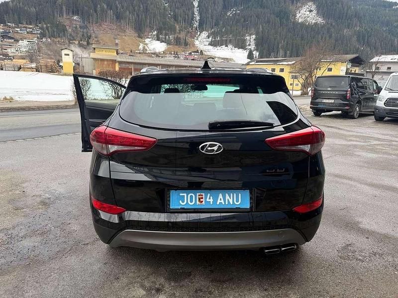 Gebraucht Hyundai Tucson Style 136 PS (100 kW) 2015 Schwarz SUV