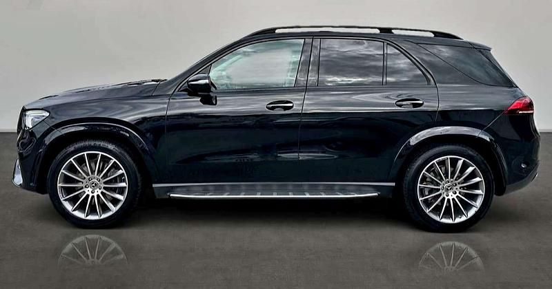Gebraucht Mercedes GLE300 245 PS (180 kW) 2022 Schwarz SUV