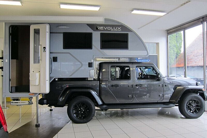 Neu 2025 Jeep Gladiator Overland Abholung | € 144.800 - Bild 1/4