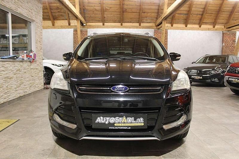 Gebraucht Ford Kuga Titanium 182 PS (133 kW) 2014 Schwarz SUV