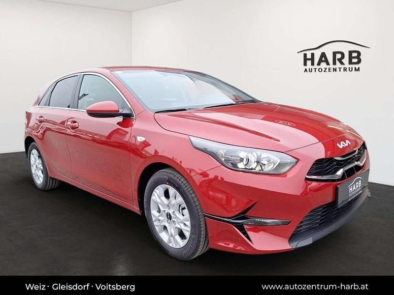 Gebraucht Kia Ceed Silver 99 PS (72 kW) 2025 Rot Kleinwagen