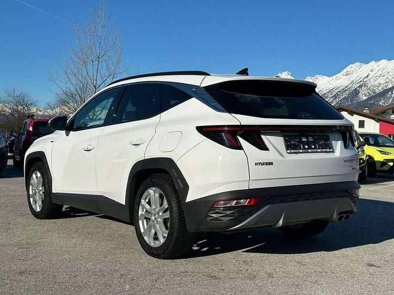 Gebraucht Hyundai Tucson 136 PS (100 kW) 2021 Weiß SUV