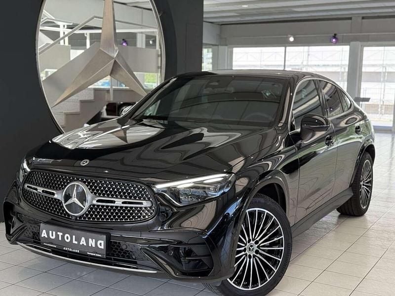 Schwarz Gebraucht 2025 Mercedes GLC200 AMG line SUV | € 65.890 (Teuer) - Bild 1/4