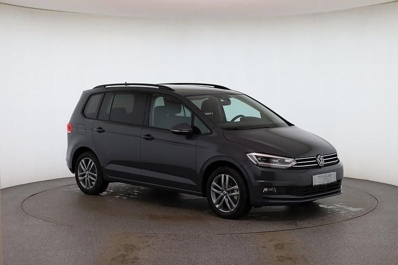 Gebraucht VW Touran 150 PS (110 kW) 2026 Mittelgrau  metallic Van / Kleinbus