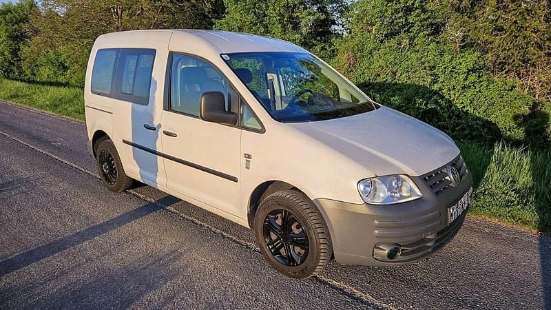 Weiß Gebraucht 2009 VW Caddy Family Van / Kleinbus | € 4.200 (Superpreis) - Bild 1/4