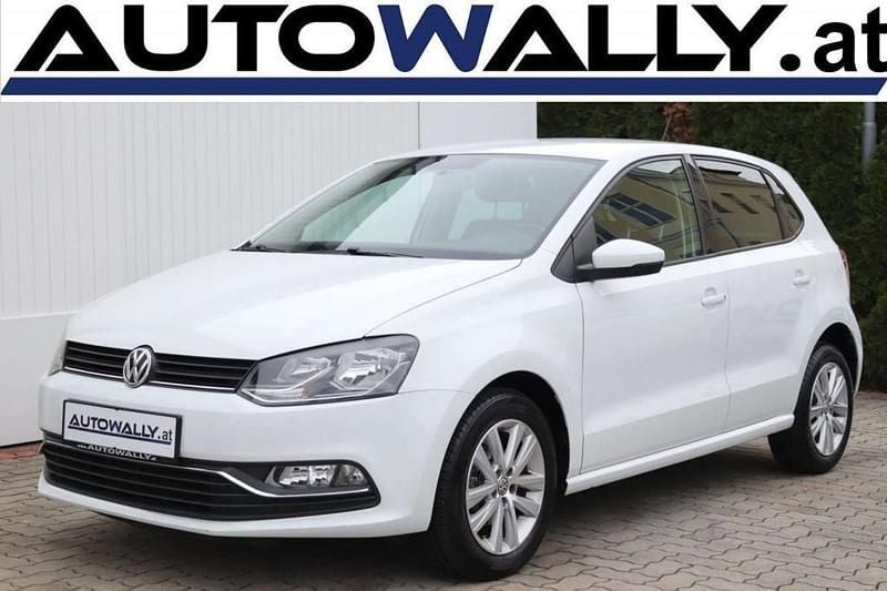 Weiß Gebraucht 2016 VW Polo Comfortline Limousine | € 8.490 (Guter Preis) - Bild 1/4