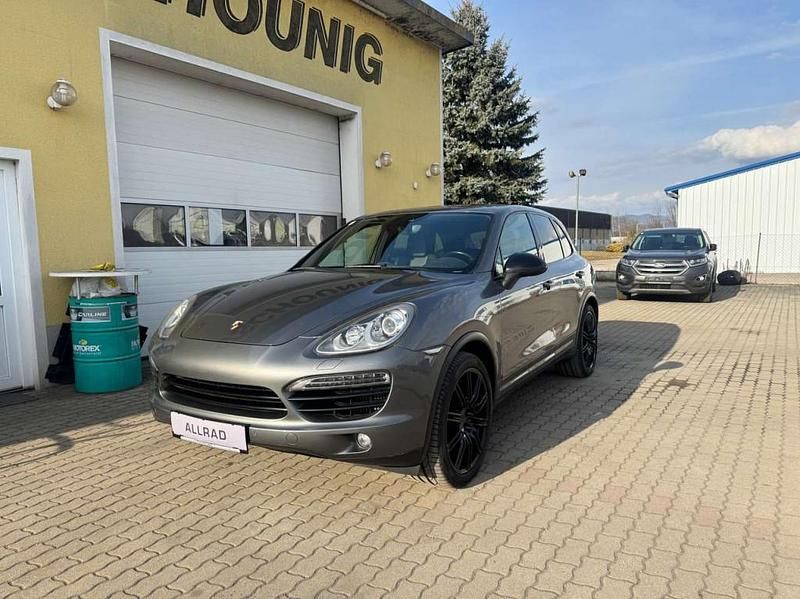 Gebraucht Porsche Cayenne Platinum Edition 245 PS (180 kW) 2014 Grau SUV