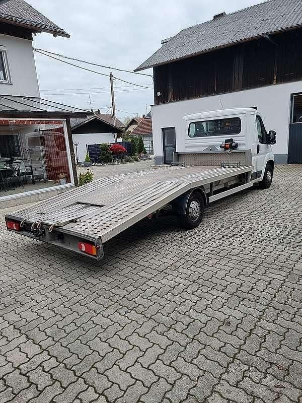Gebraucht Peugeot Boxer 131 PS (96 kW) 2017 Weiß Van