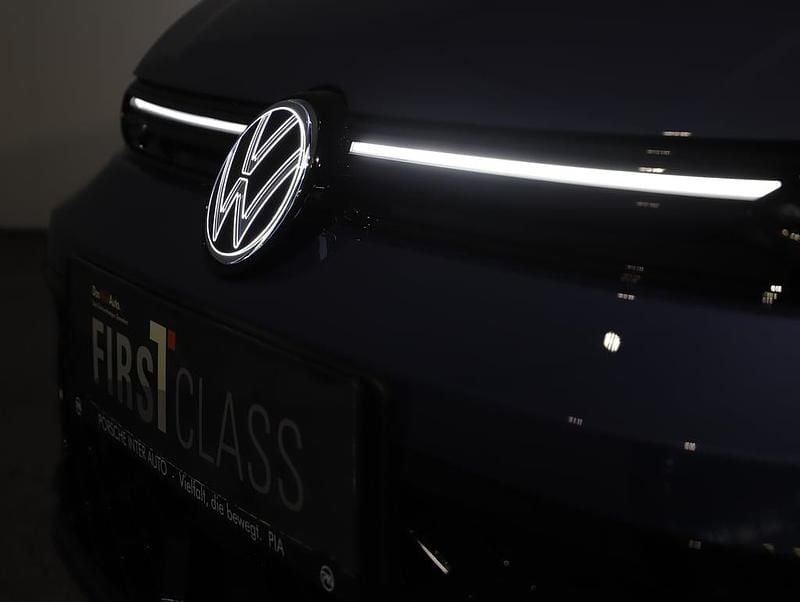 Neu VW Golf VIII Sport 115 PS (84 kW) 2026 Schwarz  metallic Limousine