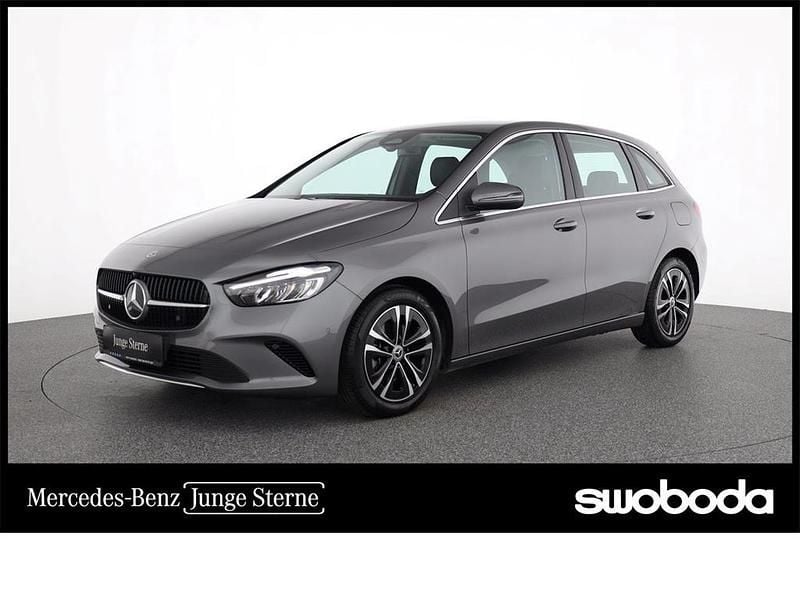 Gebraucht Mercedes B180 Progressive 136 PS (100 kW) 2024 Grau Van / Kleinbus