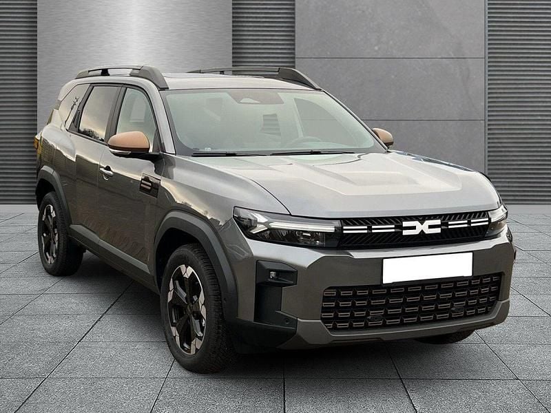 Neu Dacia Bigster Extreme 131 PS (96 kW) 2025 Grau SUV