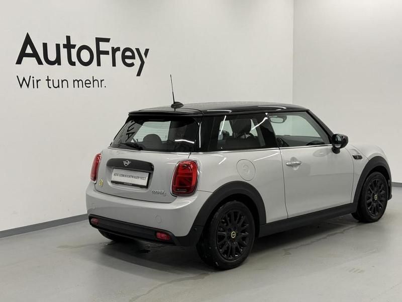 Gebraucht Mini Cooper SE 135 kW (184 PS) 2022 Silber Kleinwagen