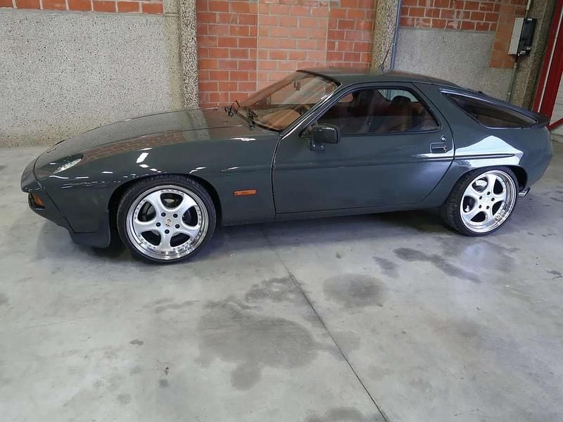 Gebraucht Porsche 928 310 PS (228 kW) 1985 Grau Coupé