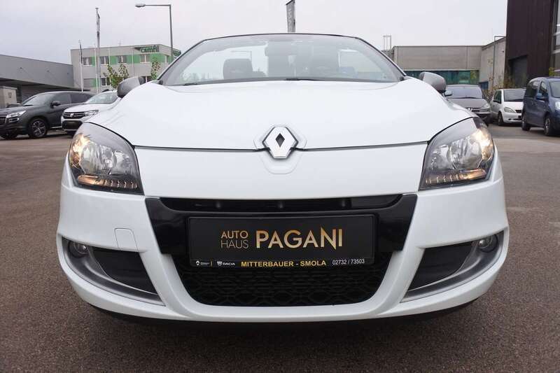 Gebraucht 2012 Renault Mégane Cabriolet 1 5 Diesel 110 cars hp 7 495 1100 Wien AT