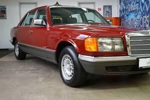 Gebraucht Mercedes 500 231 PS (169 kW) 1982 Rot Limousine