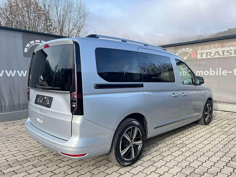 Gebraucht VW Caddy Maxi Style 122 PS (89 kW) 2022 Silber Van / Kleinbus