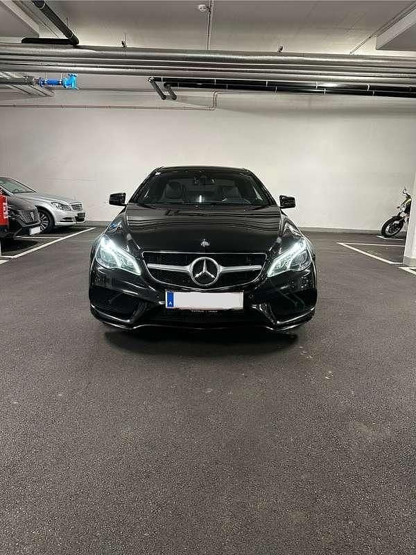 Schwarz Gebraucht 2014 Mercedes E250 AMG line Coupé | € 22.990 (Fairer Preis) - Bild 1/4