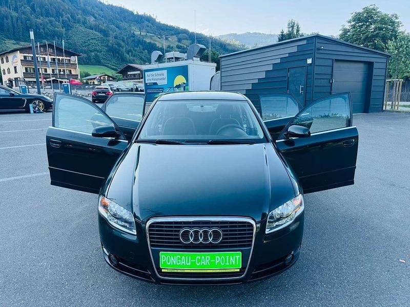 Gebraucht Audi A4 Ambition 116 PS (85 kW) 2005 Grün Limousine