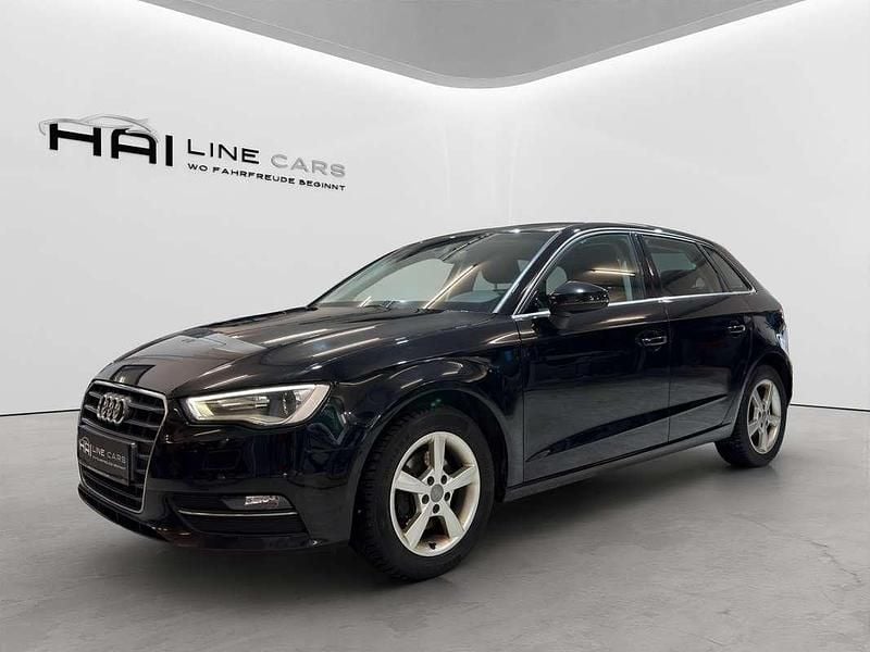 Gebraucht Audi A3 Ambiente 110 PS (80 kW) 2015 Schwarz Limousine