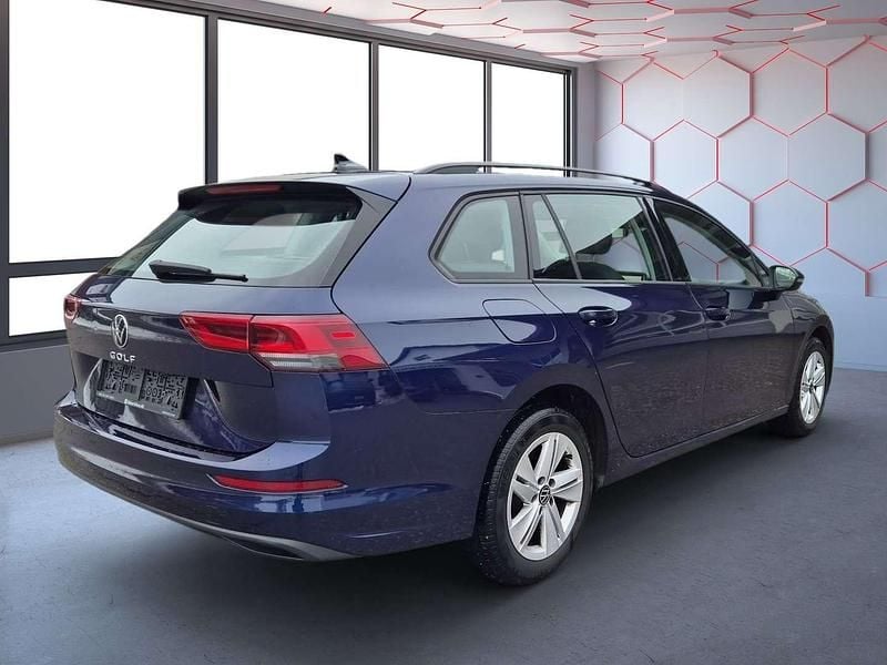 Gebraucht VW Golf VIII Life 116 PS (85 kW) 2021 Blau Kombi