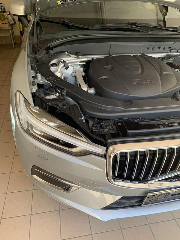 Gebraucht Volvo XC60 Inscription 190 PS (139 kW) 2018 Silber SUV