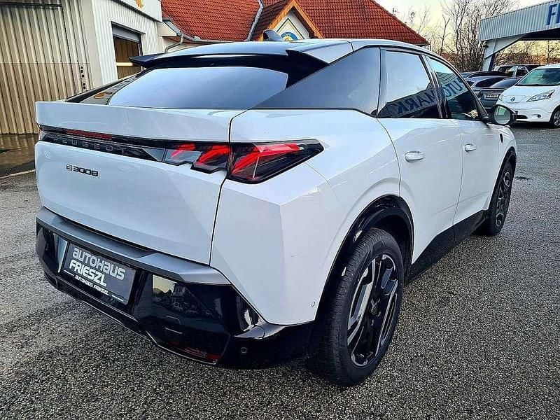 Gebraucht Peugeot e-3008 GT 157 kW (214 PS) 2024 Weiß SUV
