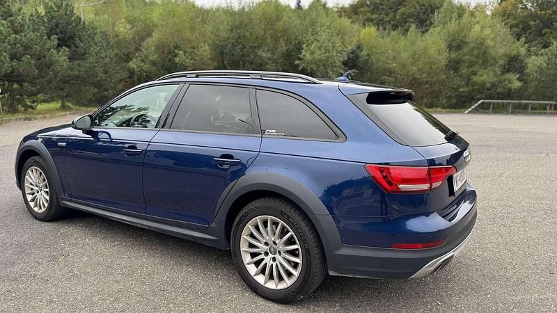 Blau Gebraucht 2018 Audi A4 Allroad Kombi | € 19.490 (Fairer Preis) - Bild 1/4