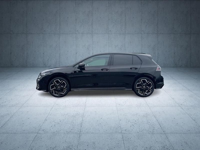 Neu VW Golf VIII Sport 115 PS (84 kW) 2026 Schwarz  metallic Limousine