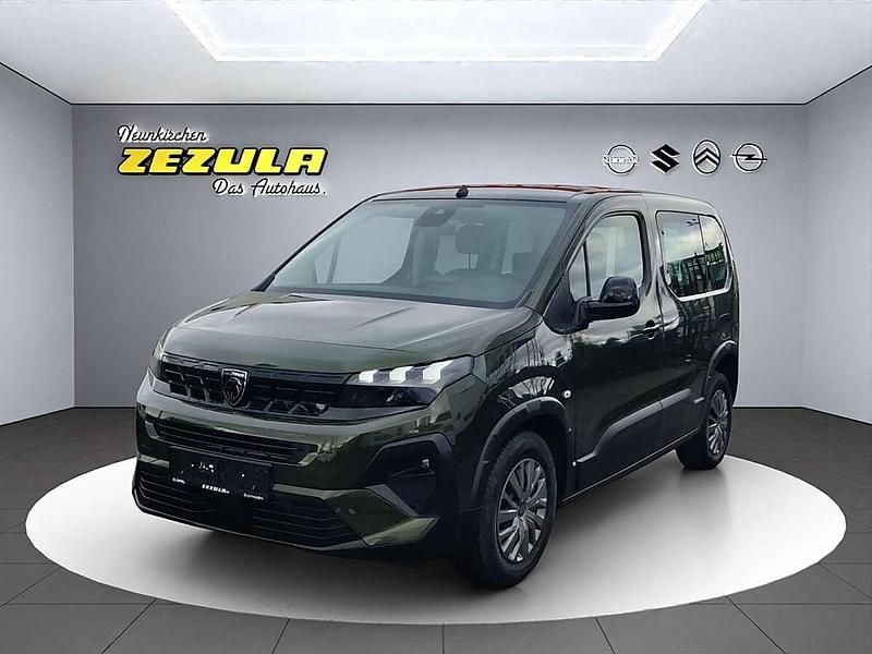 Gebraucht Peugeot Rifter Allure 102 PS (75 kW) 2025 Grün Van / Kleinbus